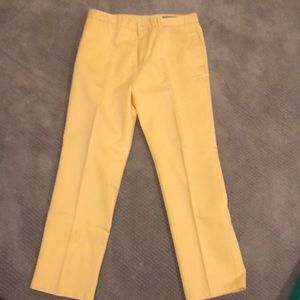Men’s Yellow Vineyard Vine Khaki Pants
